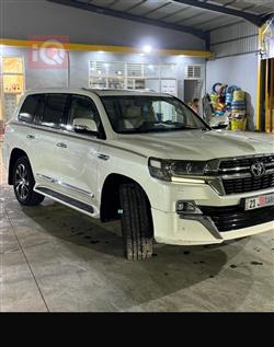 تويوتا لاندكروزر